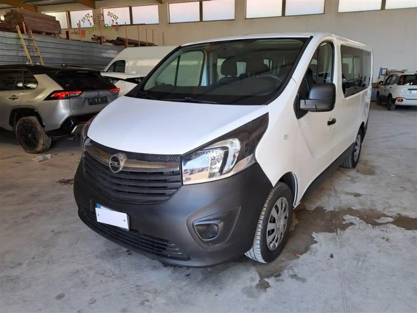 Opel Vivaro 29 L2H1 M1 9 posti 1.6d 120CV S&S E6C - FK628NE White - 2