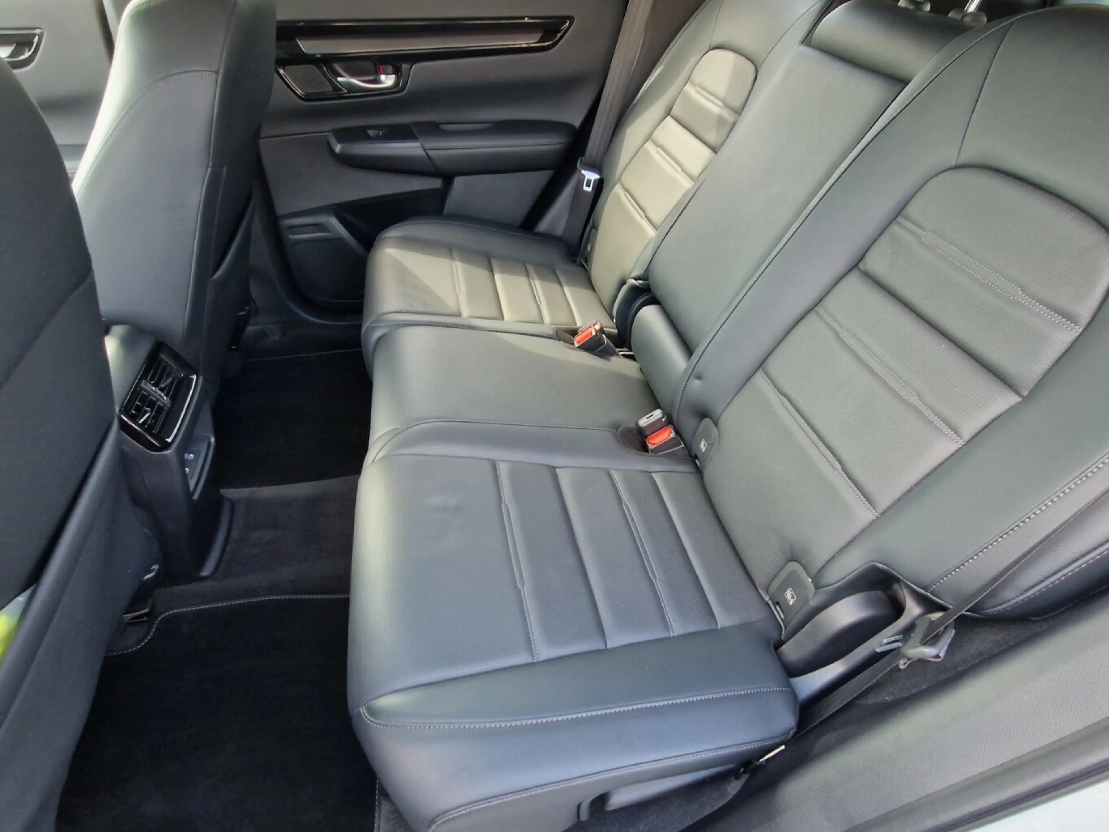 Honda CR-V e:HEV Elegance 2WD|Pano|LED — photo 11