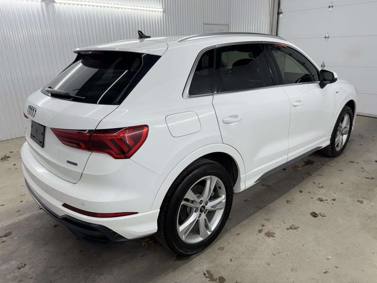 2021 Audi Q3 Progressiv 45 TFSI quattro — снимка 1