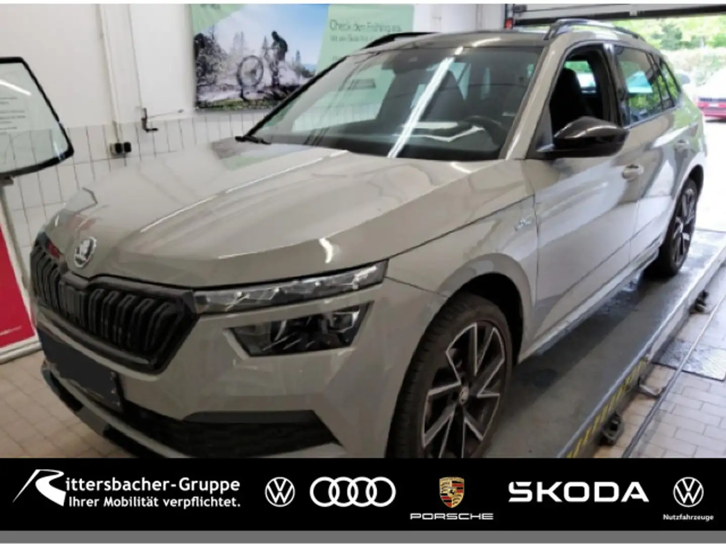 Skoda Kamiq 1.5 TSI DSG Monte Carlo AHK Navi Kamera Grau - 1