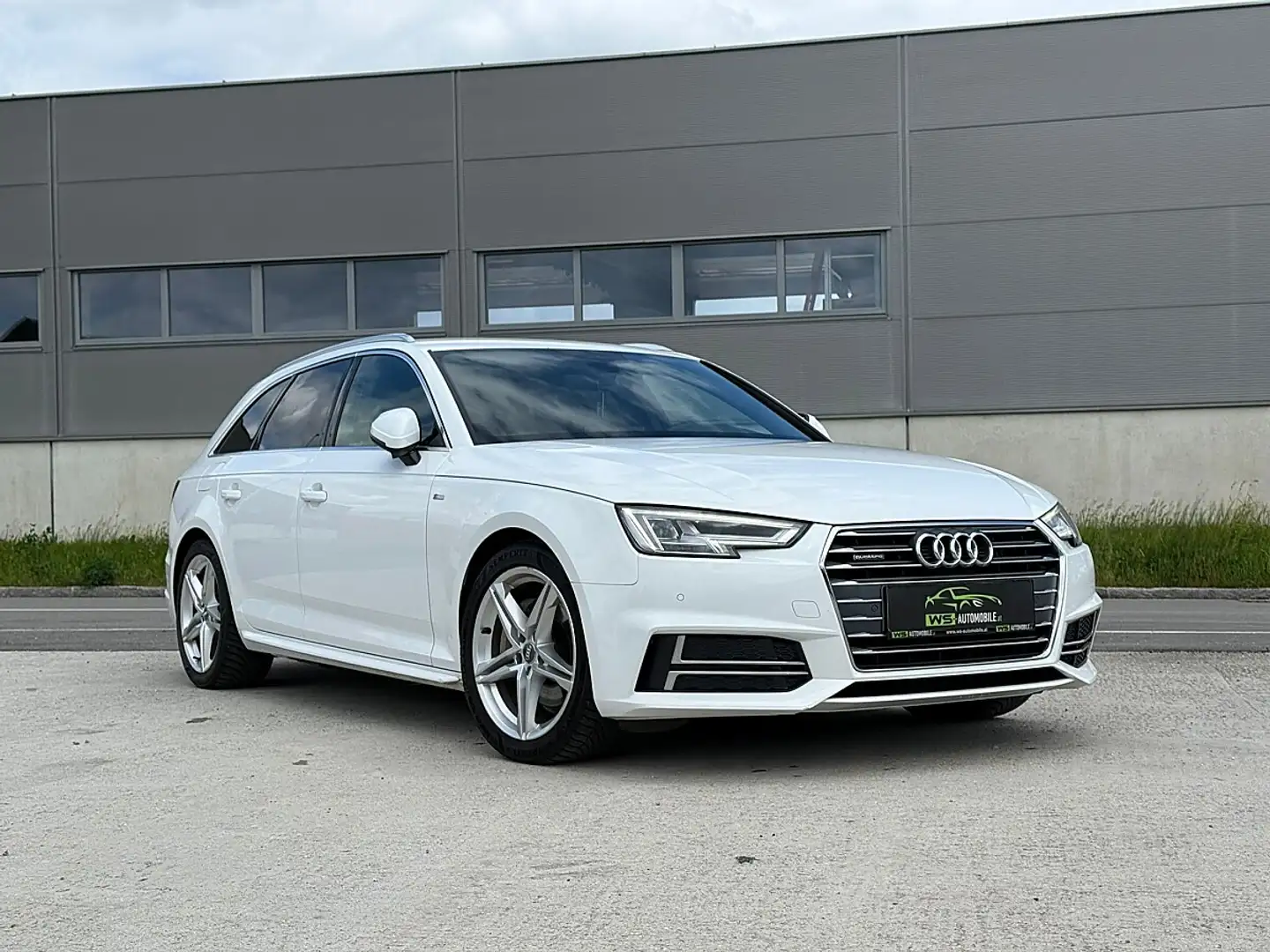 Audi A4 Avant 2,0 TDI quattro Sport S-tronic S-line Weiß - 2