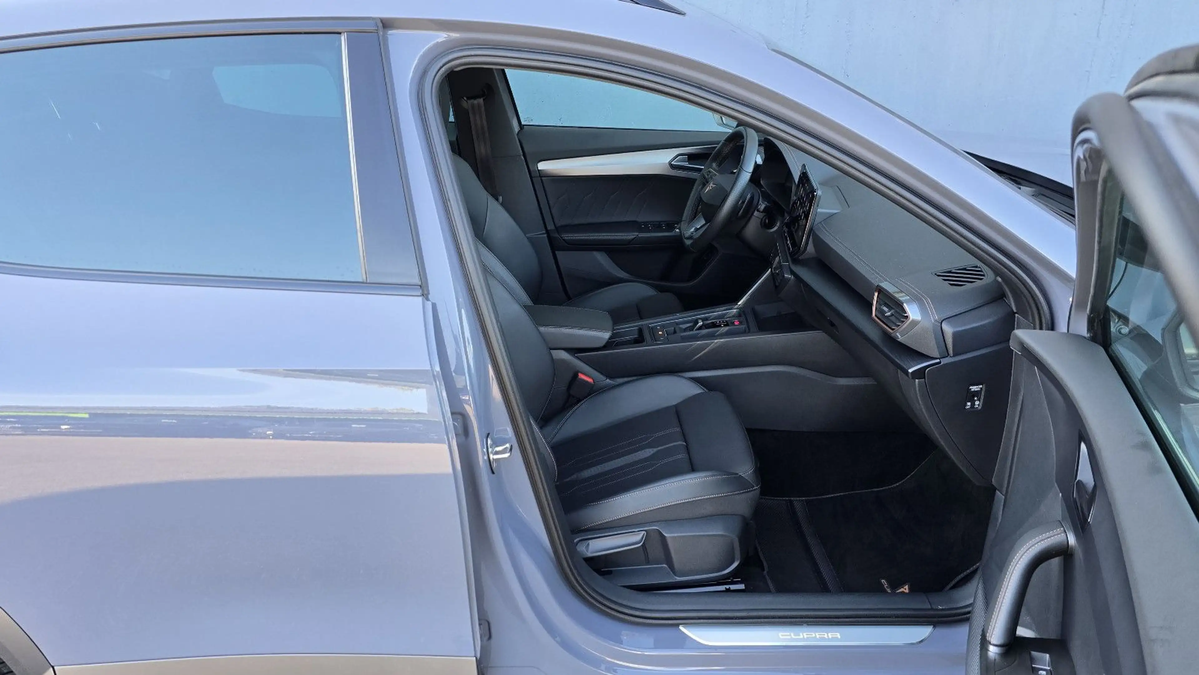 CUPRA Formentor 1.5 TSI DSG Virtual/ACC/Key-less/Kamer — photo 7