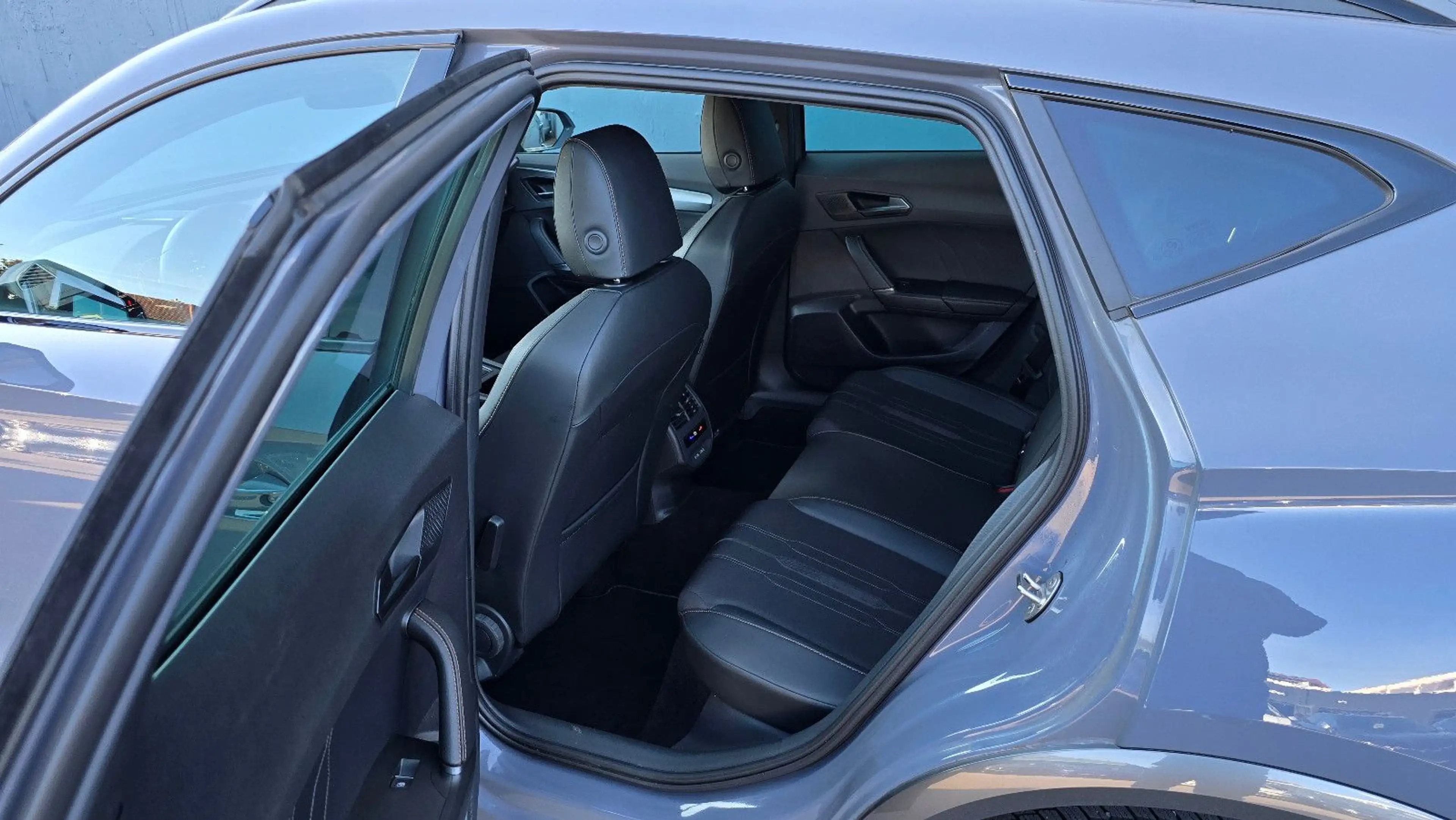 CUPRA Formentor 1.5 TSI DSG Virtual/ACC/Key-less/Kamer — photo 8