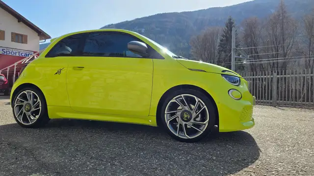 Abarth 500 500e 47 kWh Scorpionissima - Tetto panorama/18"