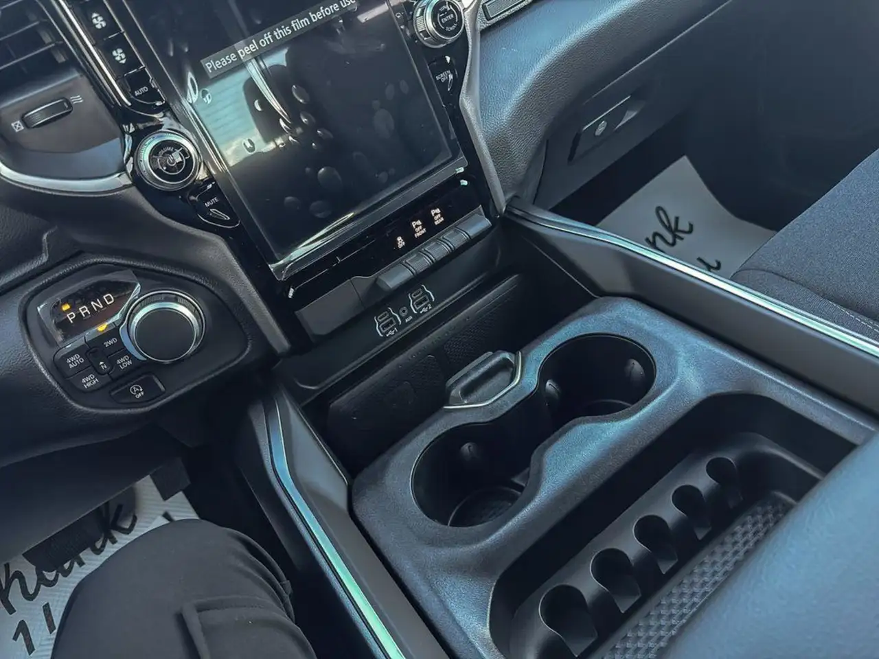 RAM 1500 снимка RAM 1500