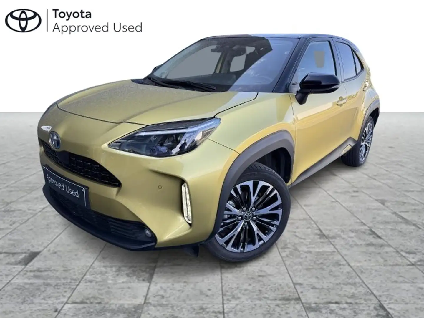 Toyota Yaris Cross 1.5 Hybrid Elegant Goud - 1