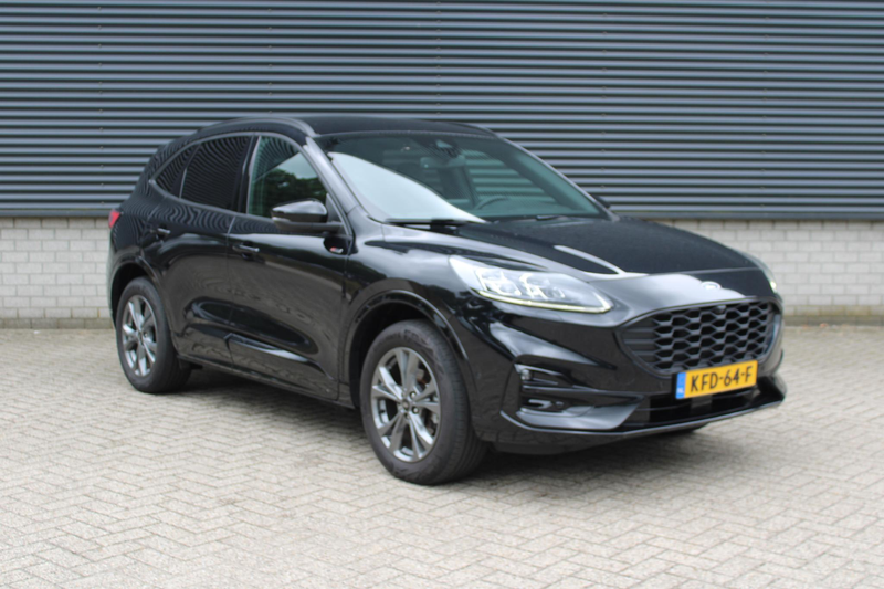 Ford Kuga 2.5 PHEV ST-Line X — photo 4