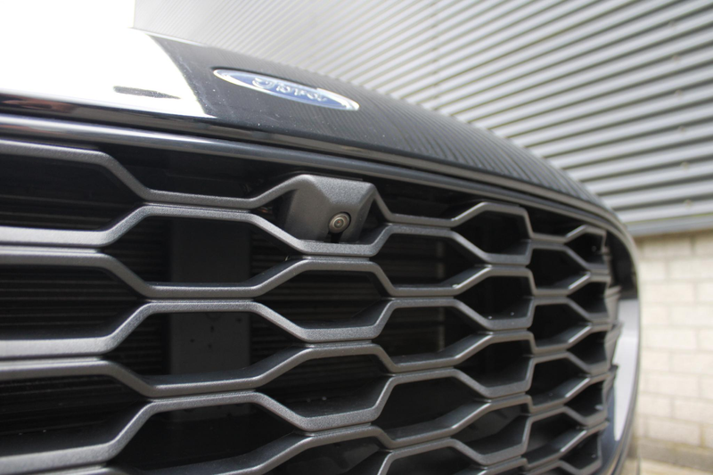Ford Kuga 2.5 PHEV ST-Line X — photo 8
