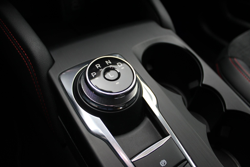 Ford Kuga 2.5 PHEV ST-Line X — photo 13