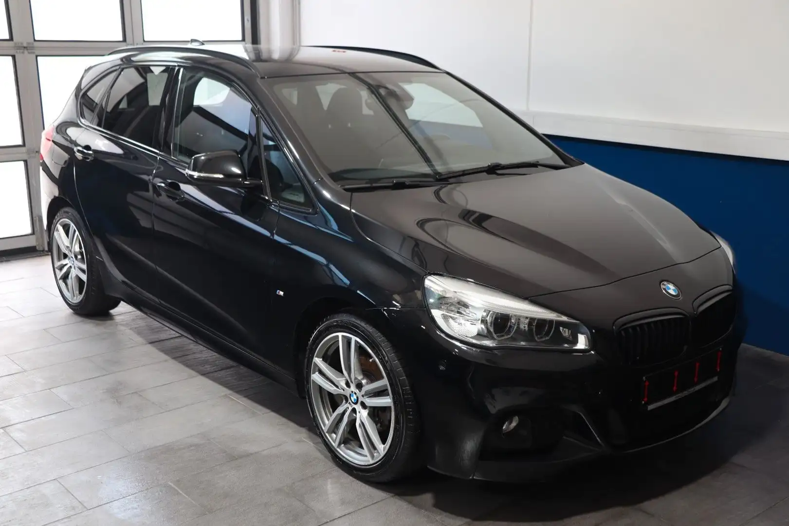 BMW 218 218 d Active Tourer 8G-Aut.+M Sport+NAVI+LED €6 Schwarz - 1