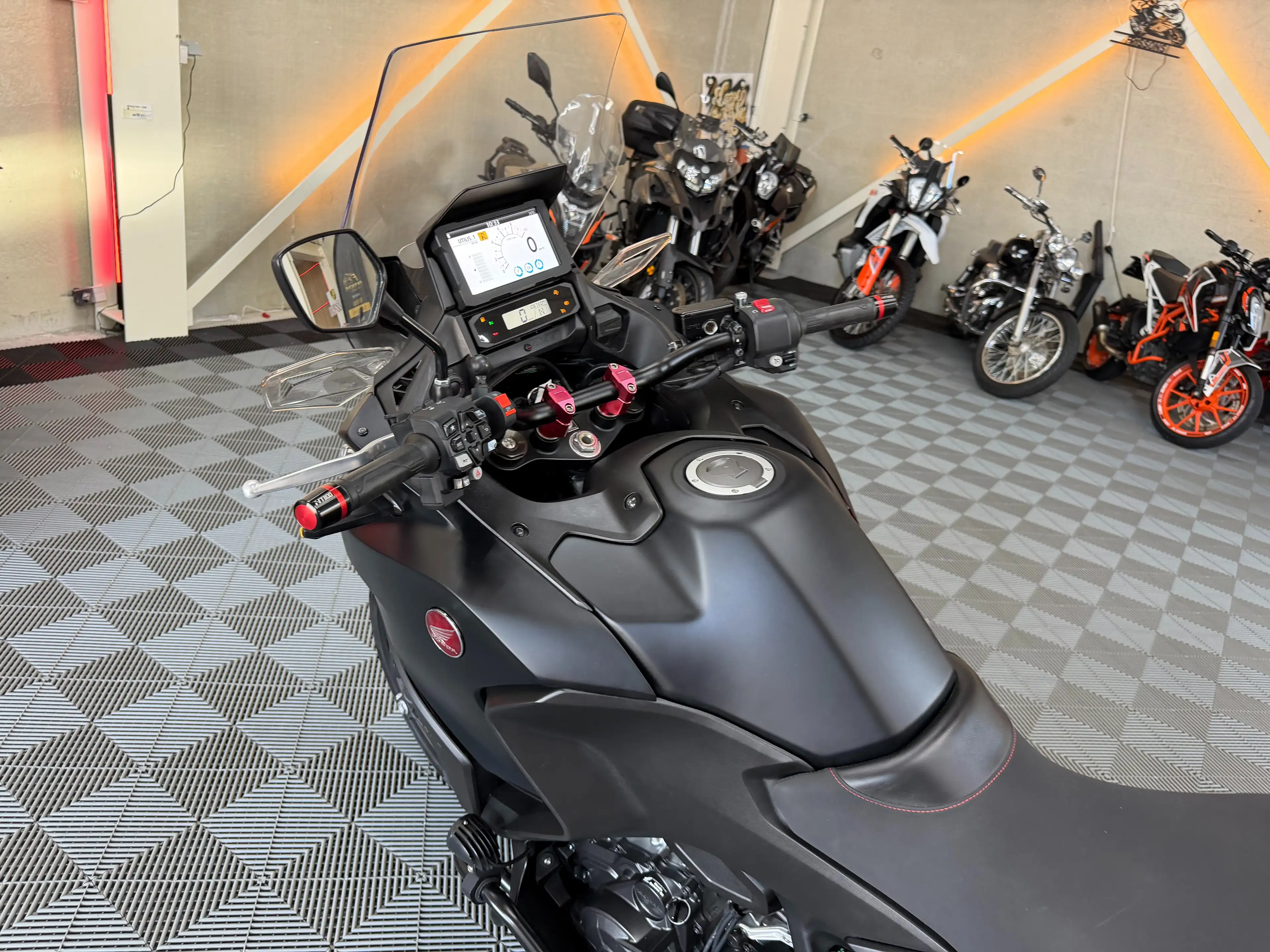 Honda NT 1100 — photo 10