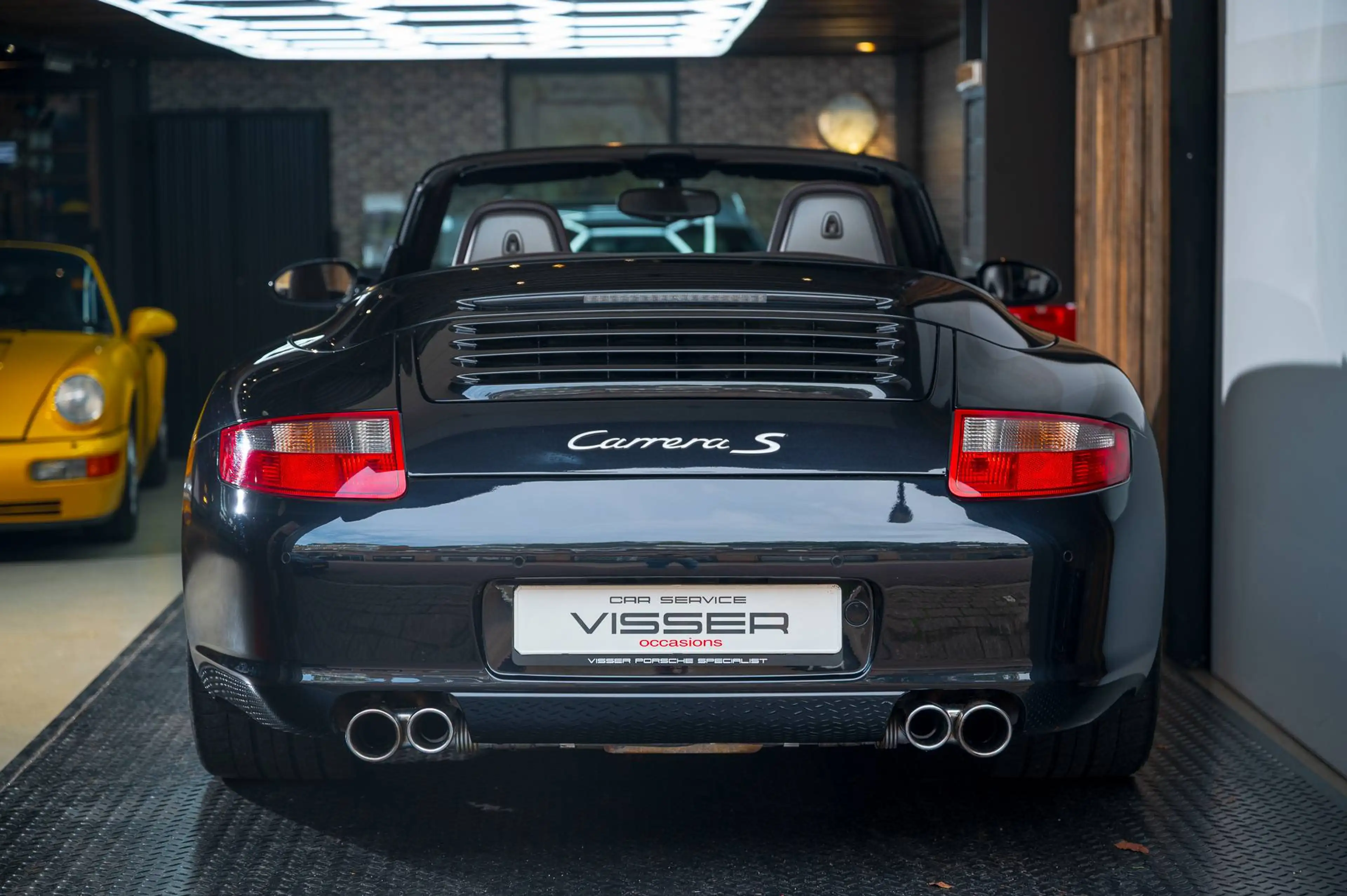 Porsche 997 3.8 Carrera S Cabriolet Handgeschakeld Basaltschwarz-metallic — photo 5
