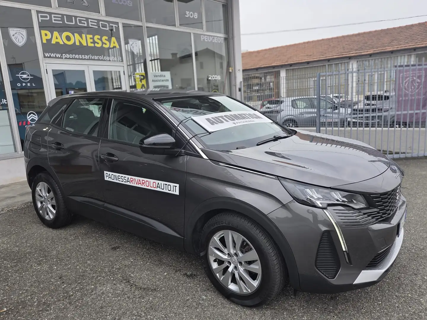 Peugeot 3008 CAMBIO AUTOMATICO NESSUN OBBLIGO FINANZIARIO !! Gris - 2