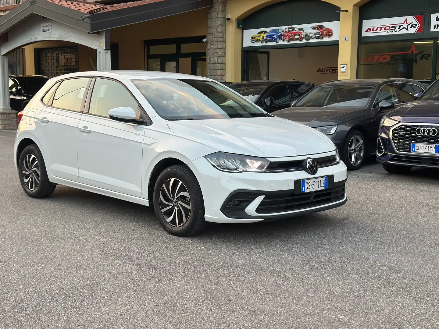 Volkswagen Polo Polo VI 2023 1.0 tsi Life 95cv Weiß - 1