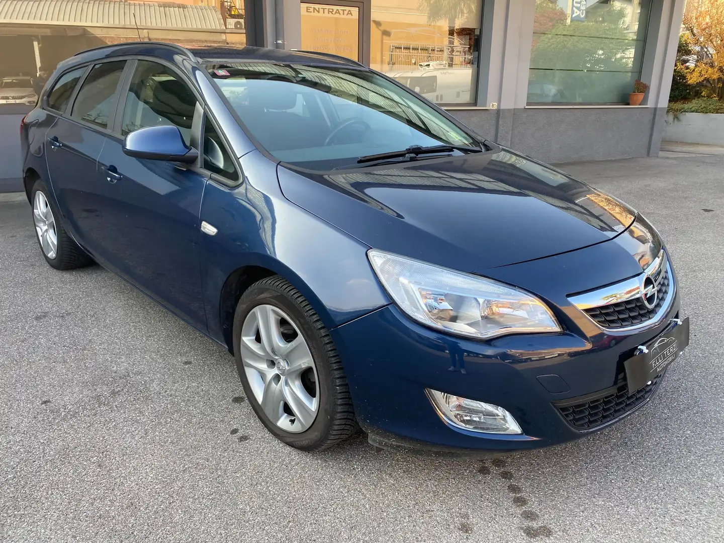 Opel Astra Sports Tourer 1.7 cdti Cosmo 110cv Blu/Azzurro - 2