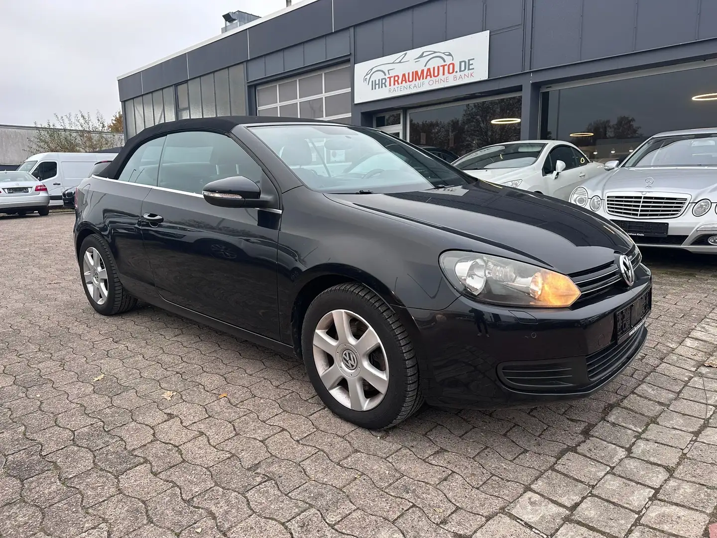 Volkswagen Golf Cabriolet BMT + NEU TÜV + Inspektion Schwarz - 1