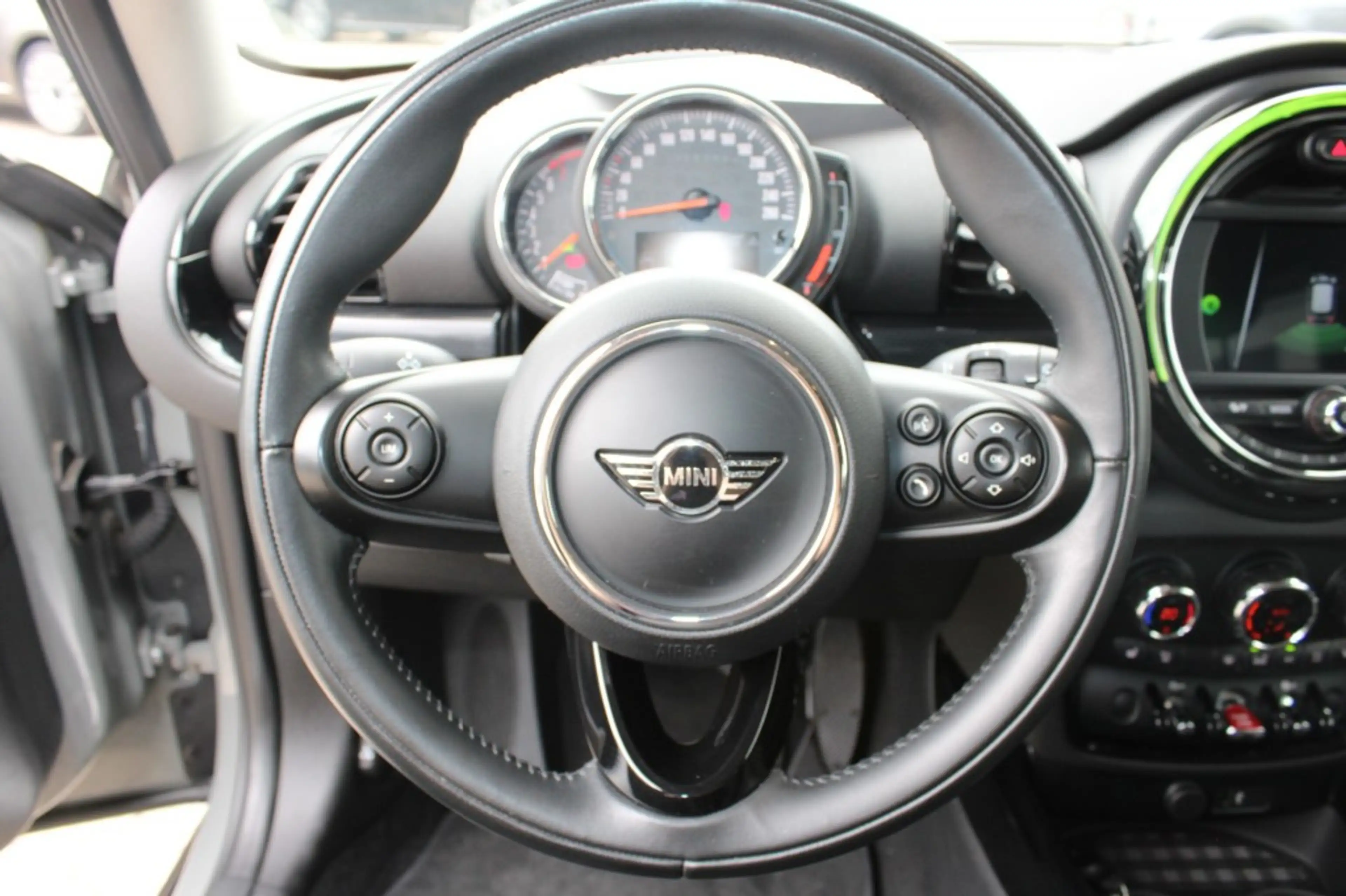 MINI Cooper Clubman 1.5 ONE Pepper Serious Buss. Climate Cruise Blackl — photo 13