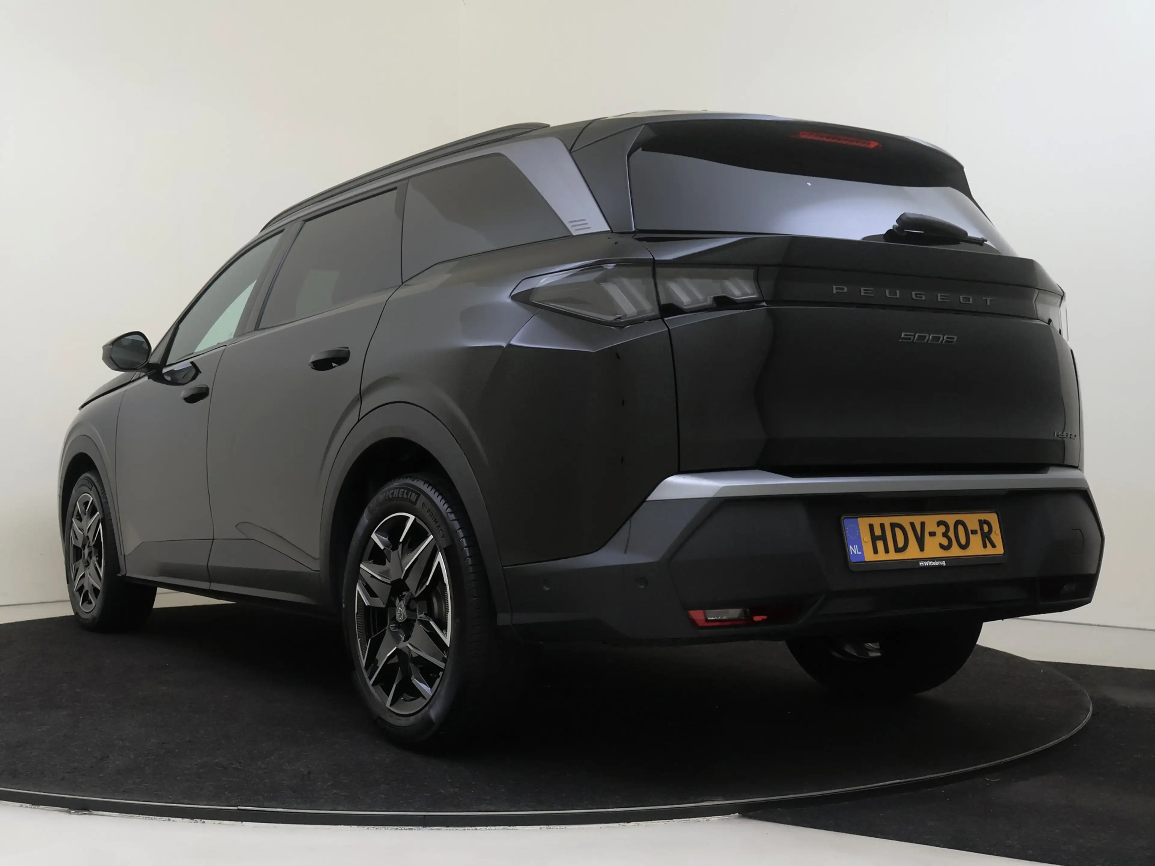 Peugeot 5008 1.2 Hybrid 136 Allure 7p | Pack Vision en Drive As — photo 4