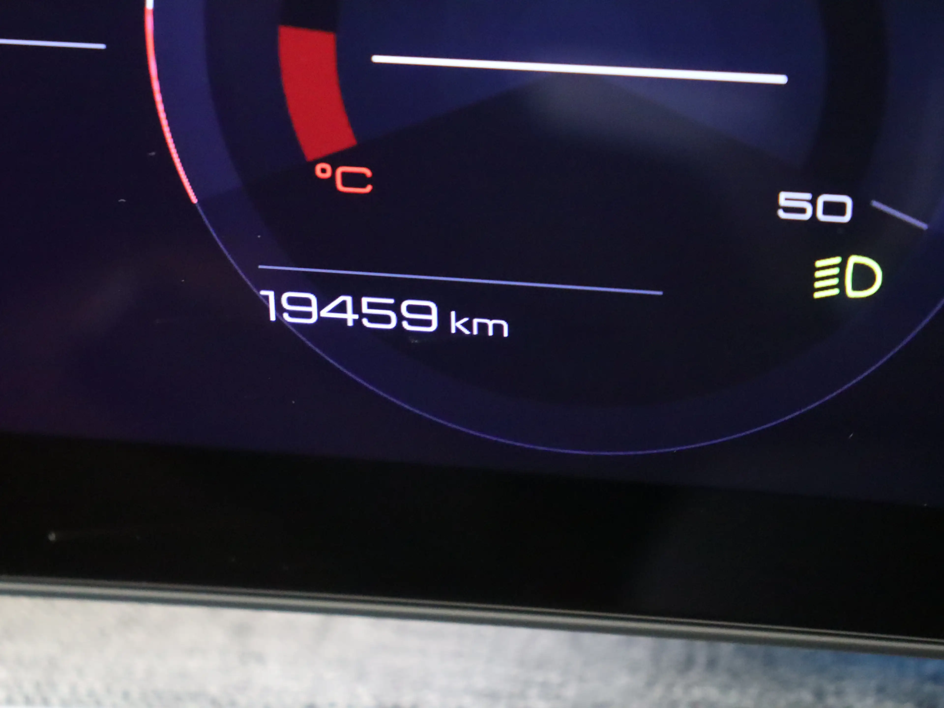 Peugeot 5008 1.2 Hybrid 136 Allure 7p | Pack Vision en Drive As — photo 9