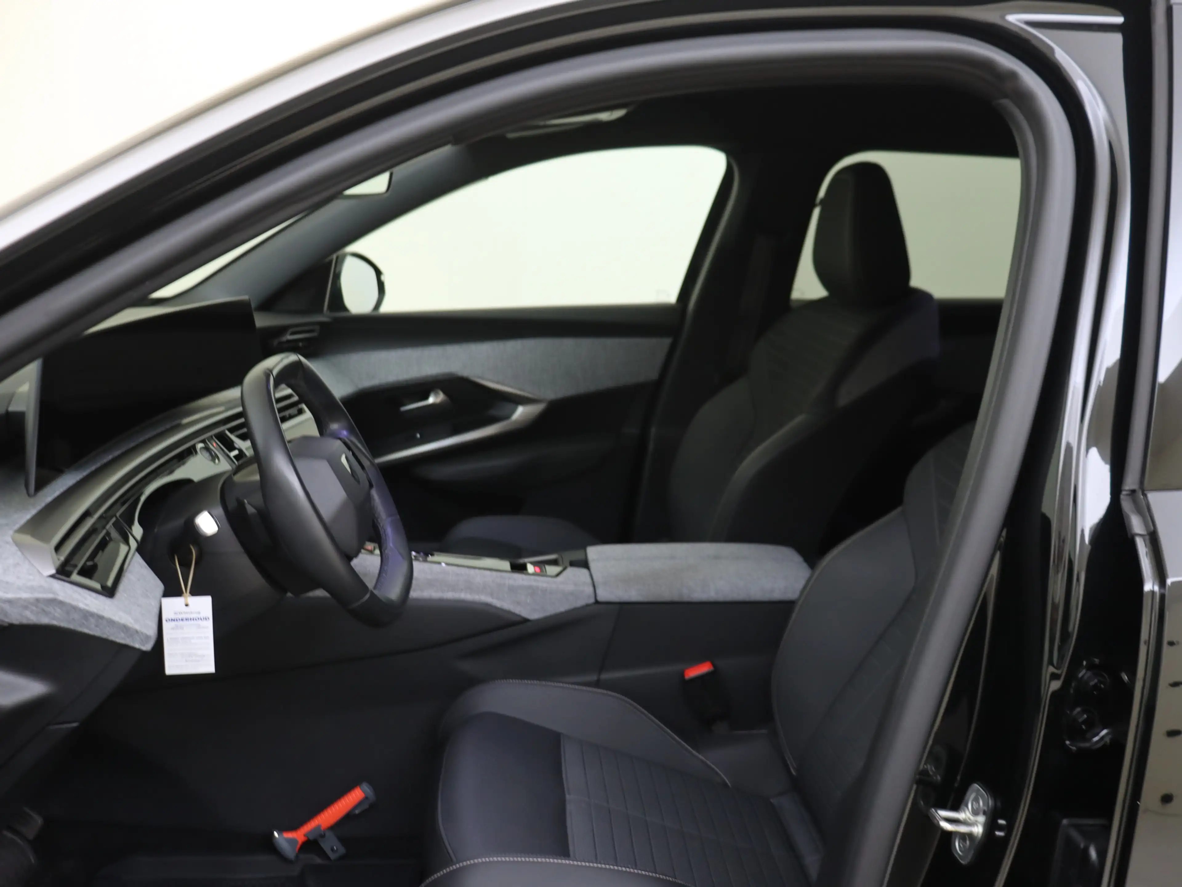 Peugeot 5008 1.2 Hybrid 136 Allure 7p | Pack Vision en Drive As — photo 10