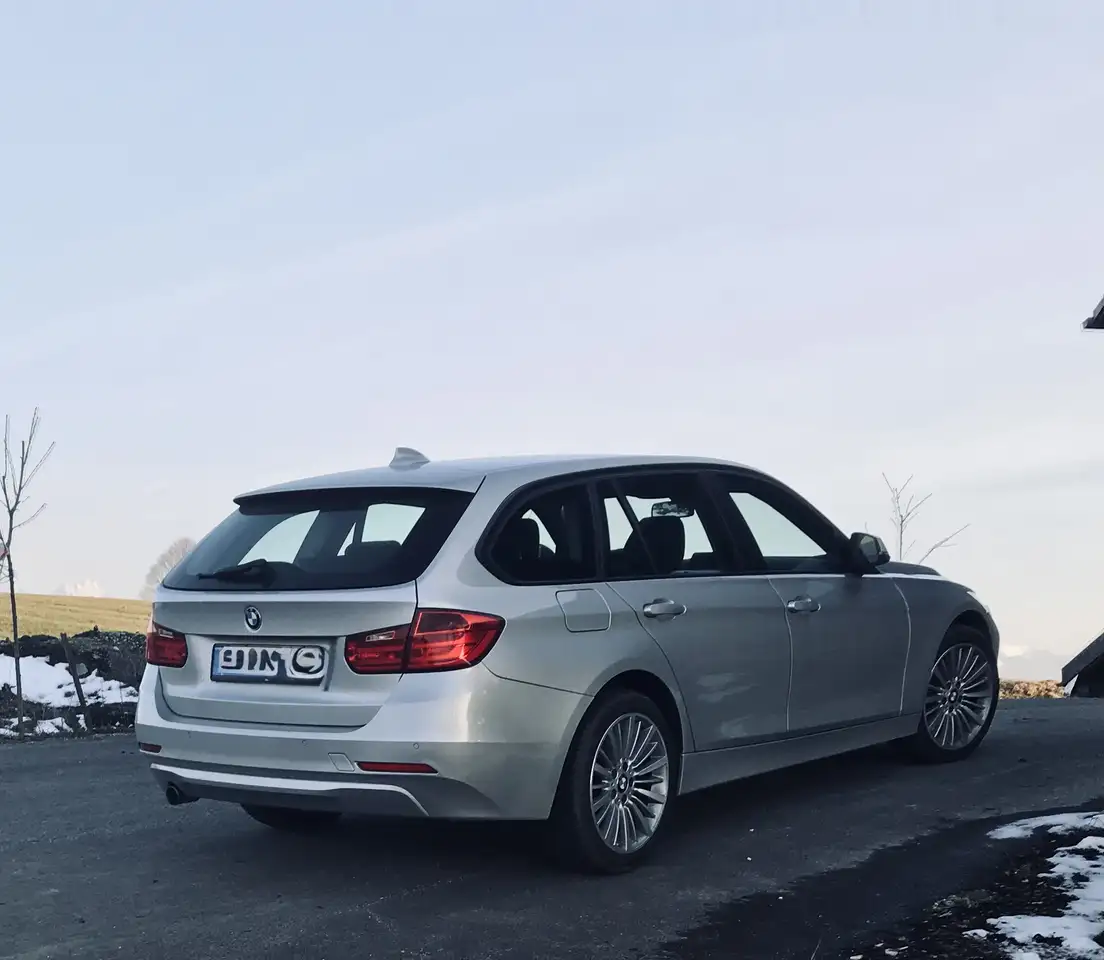 BMW 320