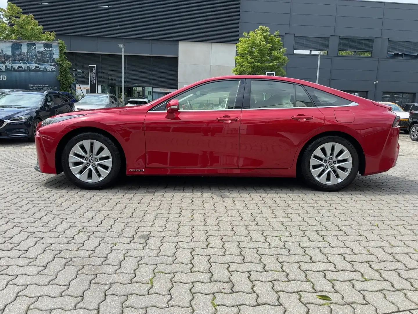 Toyota Mirai Executive 360 SpurW LM LED KeyLess Leder Rosso - 2