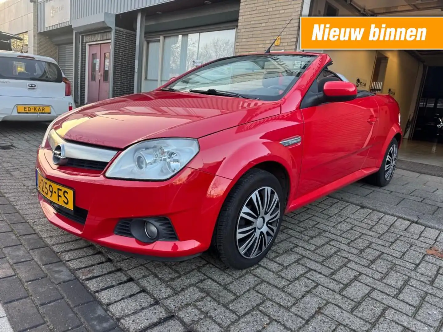 Opel Tigra TwinTop 1.4-16V Enjoy AIRCO NETTE AUTO APK 7-2026 Rot - 1