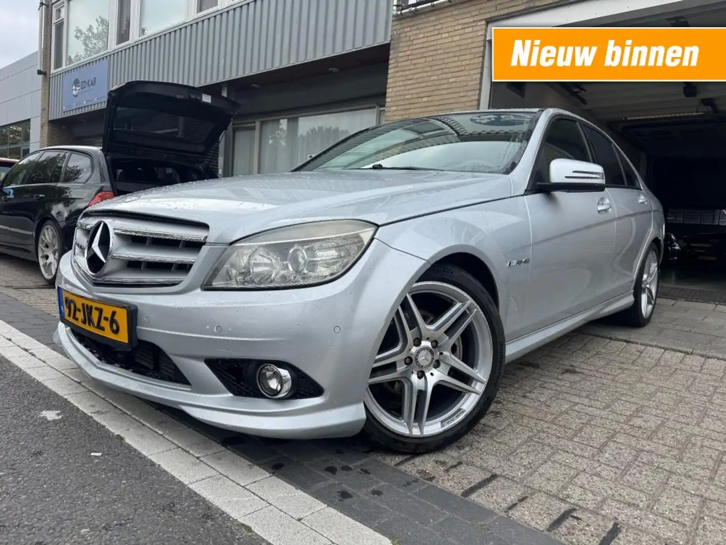 Mercedes-Benz C 180 180 K BlueEFFICIENCY AMG PAKKET CLIMA NAVI NAP APK Grijs - 1