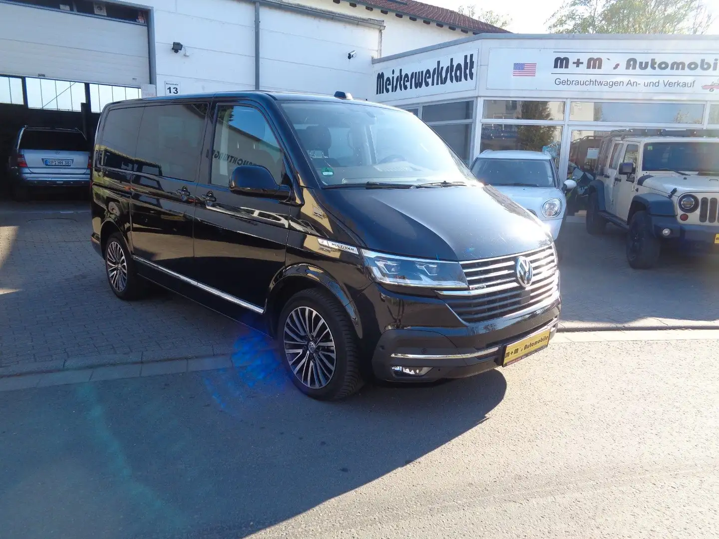 Volkswagen T6 Multivan T6.1  Multivan Highline 4MOT Leder DSG 7 Sitzer Schwarz - 2