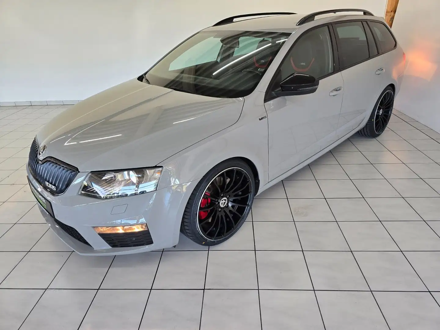 Skoda Octavia Combi RS *Xenon*Navi*Kamera*AHK* Gris - 2