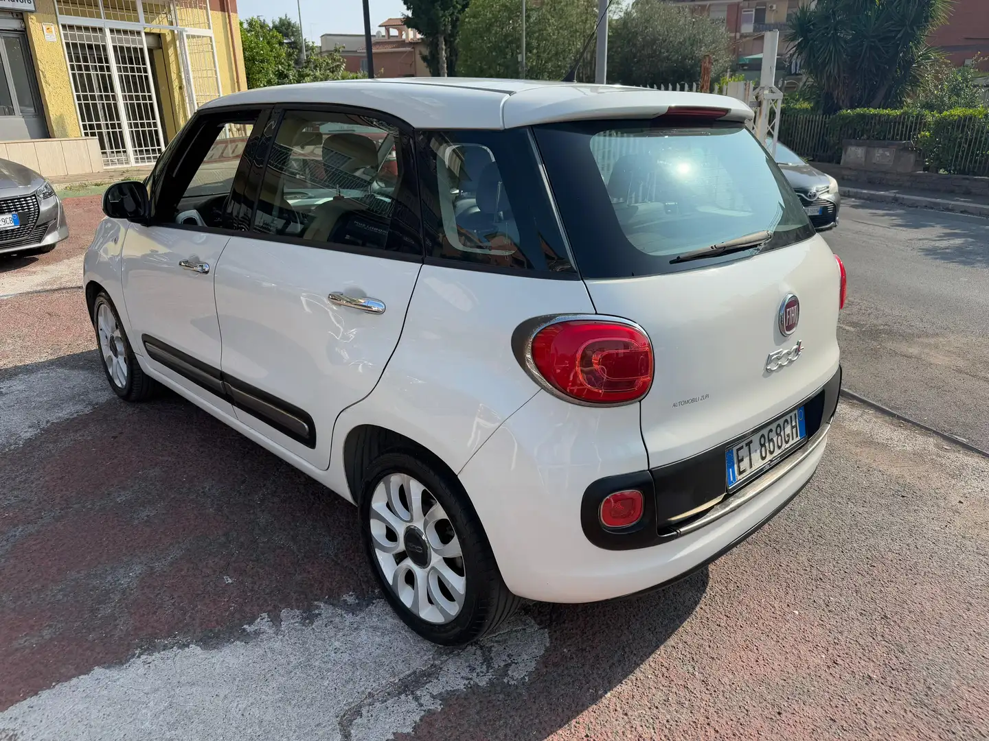Fiat 500L 1.3 Mjt 85cv Lounge *AUTOMATICA* Bianco - 1