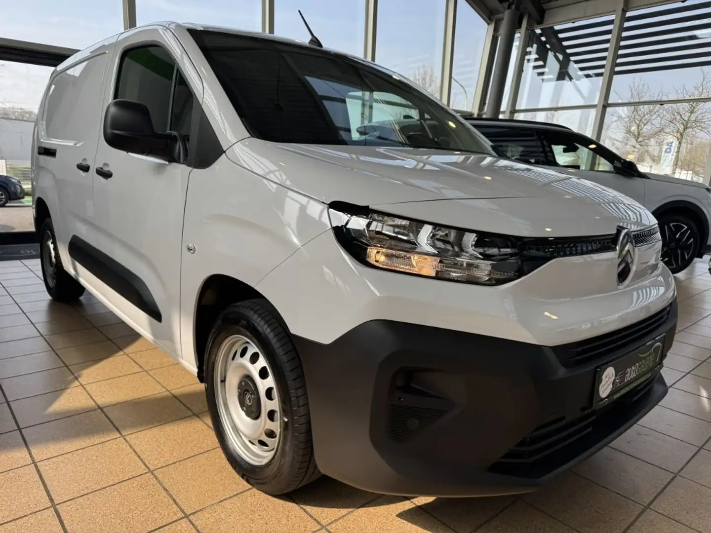 Citroen Berlingo BlueHDi 100 L2 EHZ Blanc - 1