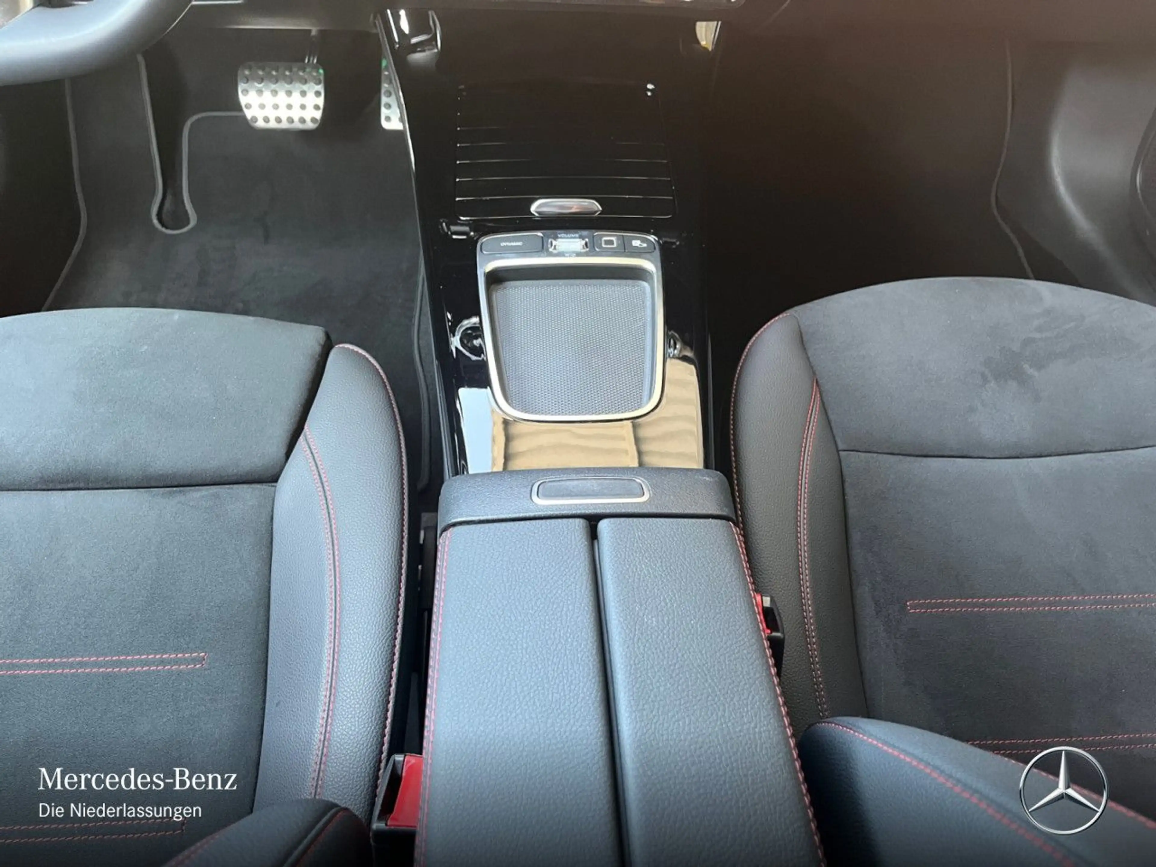 Mercedes-Benz CLA 200 AMG+AHK+LED+KAMERA+KEYLESS+7G — photo 15
