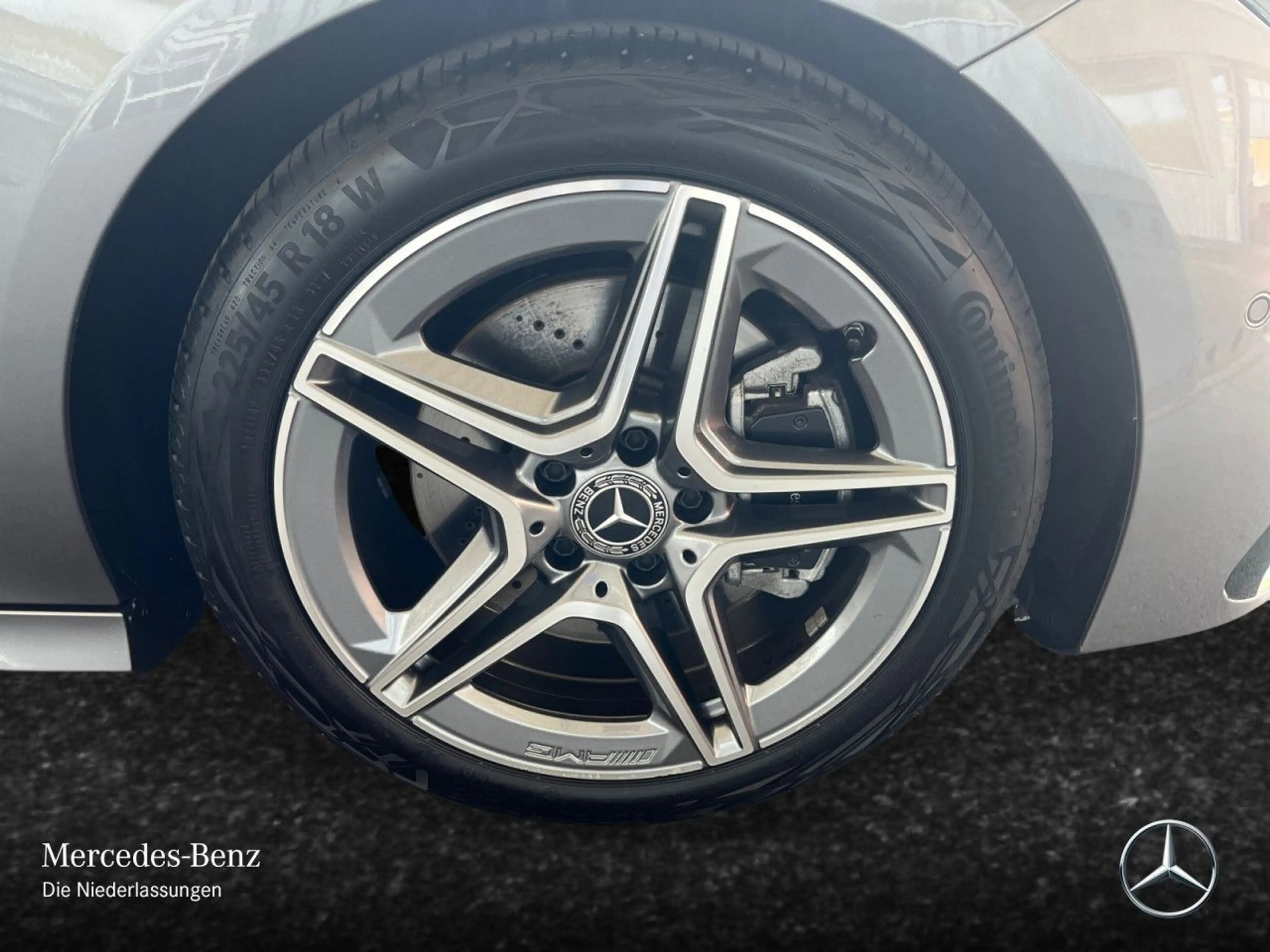 Mercedes-Benz CLA 200 AMG+AHK+LED+KAMERA+KEYLESS+7G — photo 6