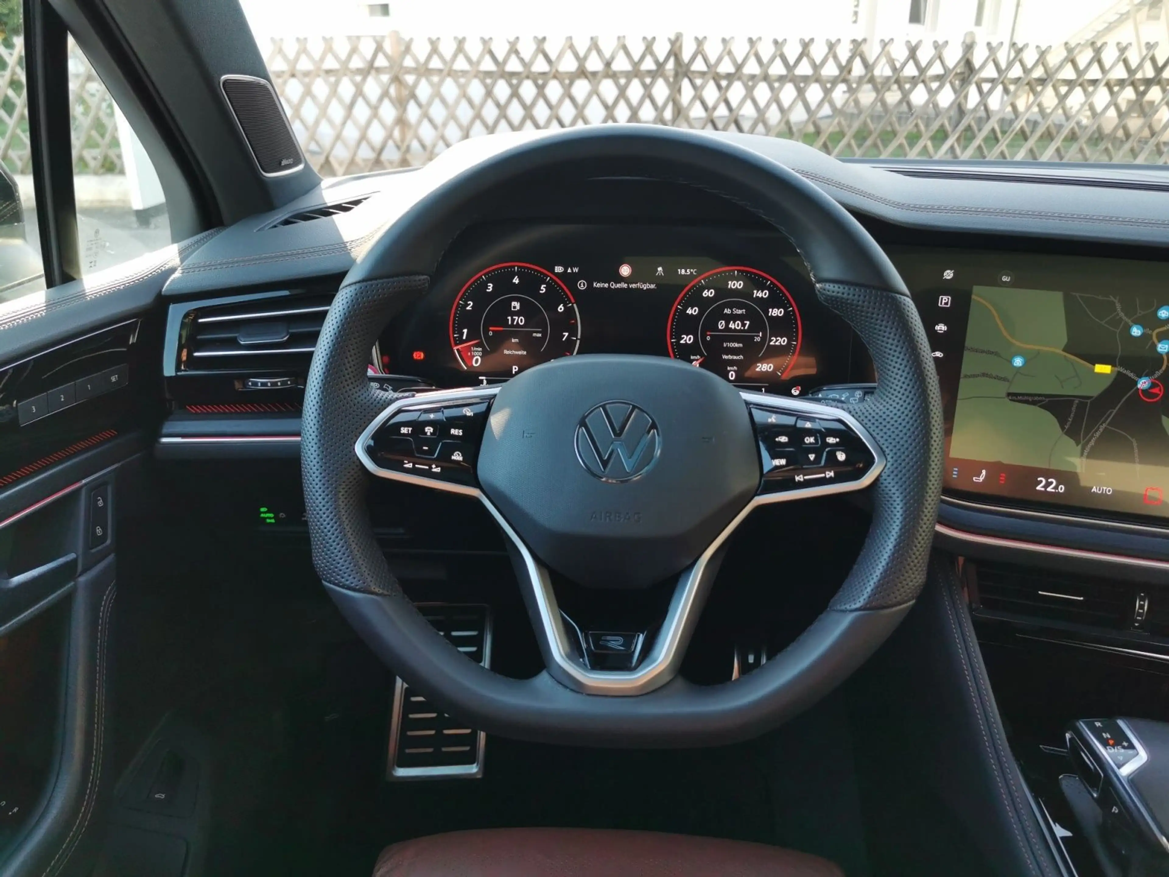 Volkswagen Touareg 3.0 TSI 250 kW 4Motion R-Line — photo 12