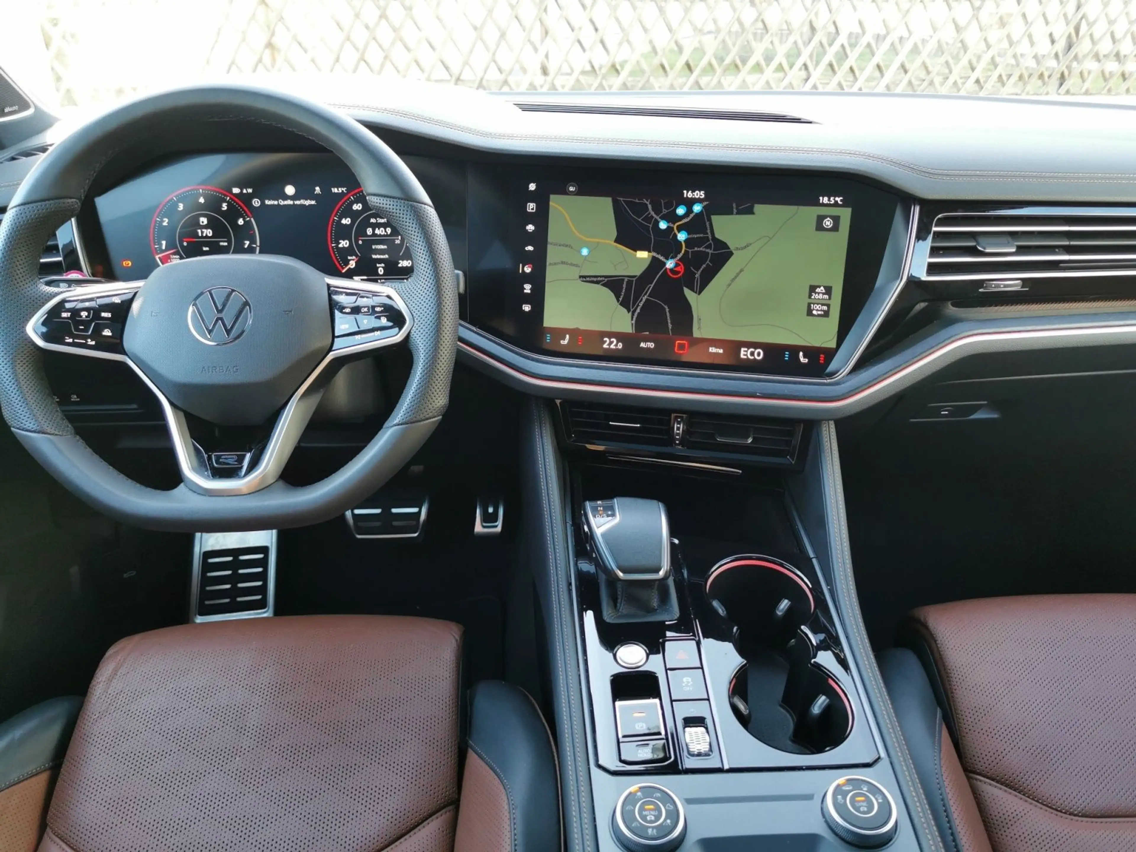 Volkswagen Touareg 3.0 TSI 250 kW 4Motion R-Line — photo 10