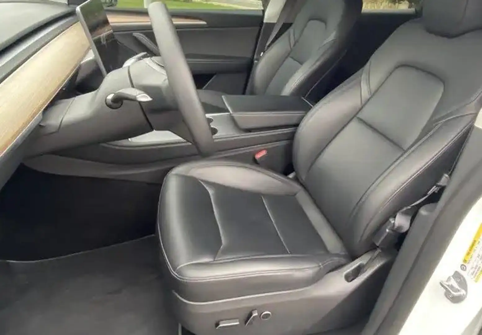 Tesla Model Y rwd Bianco - 2