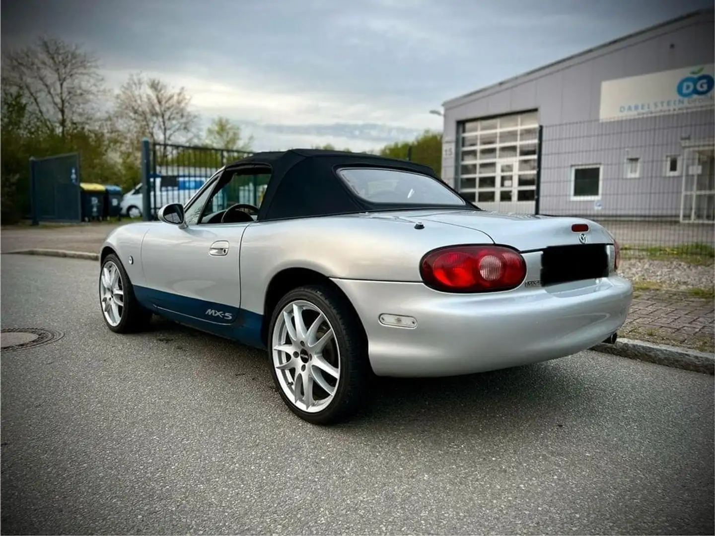Mazda MX-5 1.6i 16V - 2