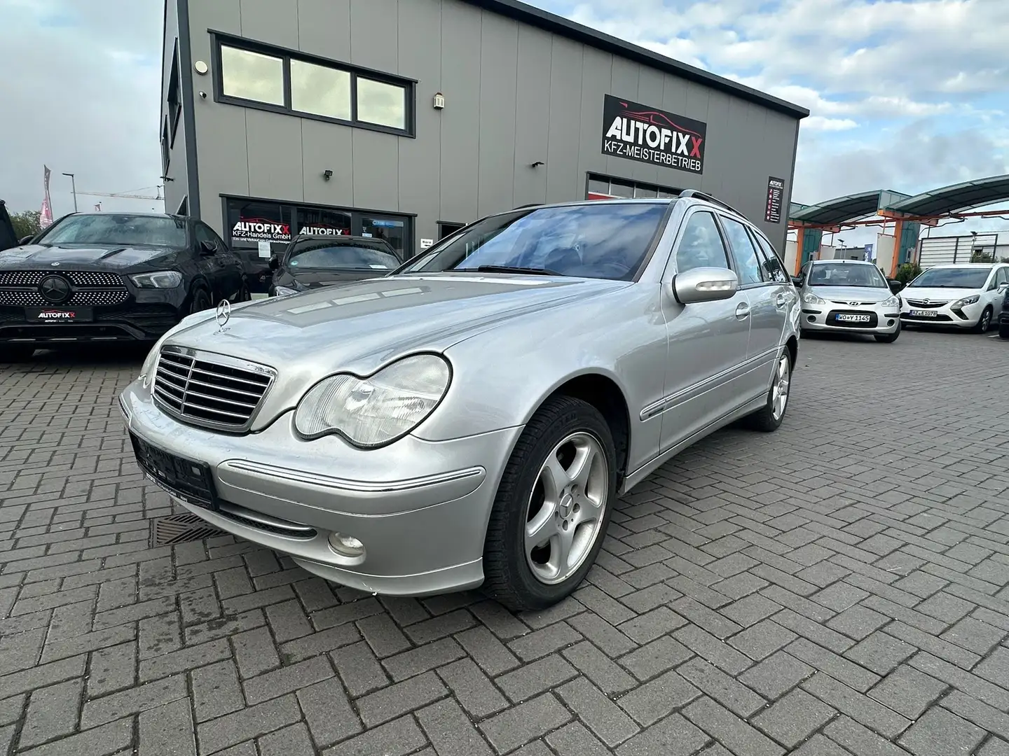 Mercedes-Benz C 240 C 240 T (203.261) Grau - 1
