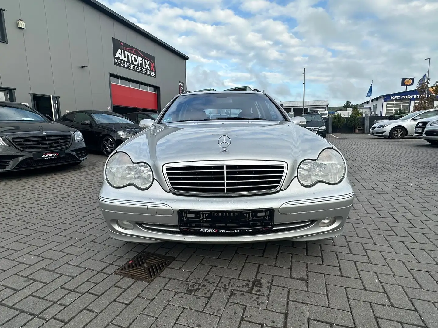 Mercedes-Benz C 240 C 240 T (203.261) Grau - 2