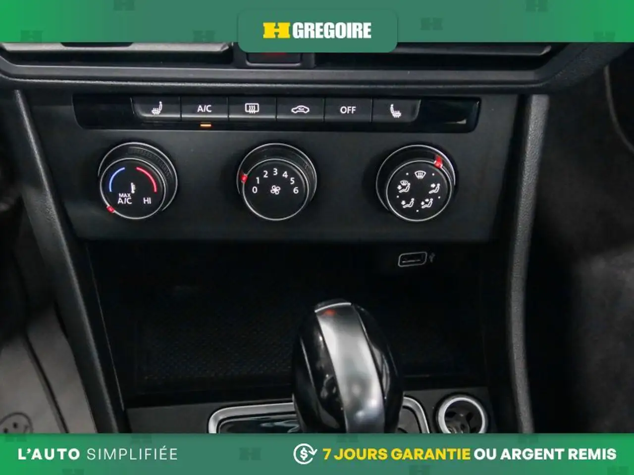 Volkswagen Jetta снимка Volkswagen Jetta