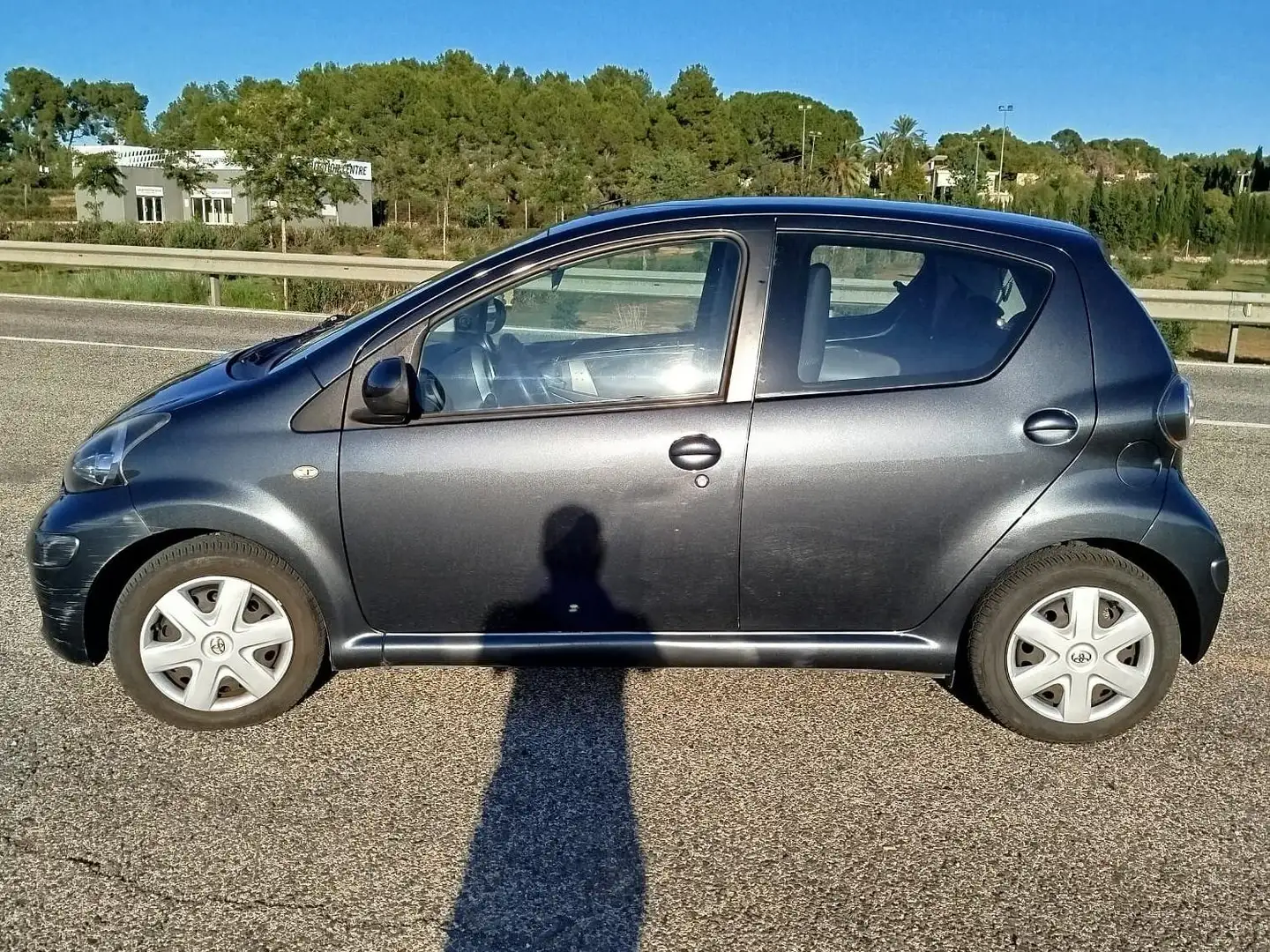 Toyota Aygo Aygo 1.0 VVT-i Gris - 1