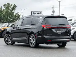 Chrysler Pacifica 2024