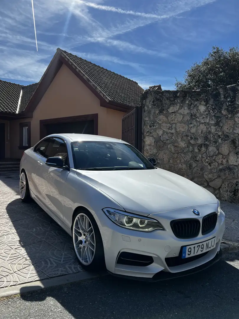 BMW 240 M240iA Coupé xDrive - 1