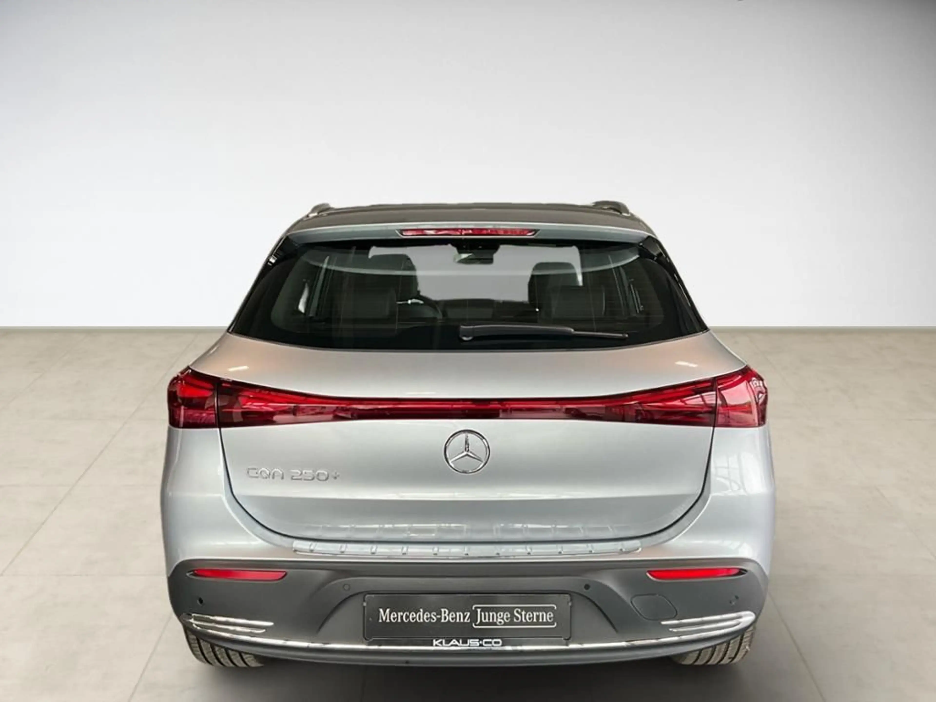 Mercedes-Benz EQA 250+Progressive Advanced AUT Kam. KlimaA LED — photo 3