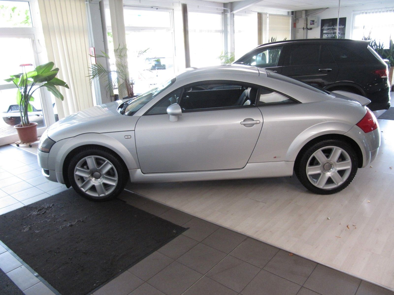 Audi TT Coupe 1.8 T 20 V . 86000 Km. BOSE. S-Line. — photo 2