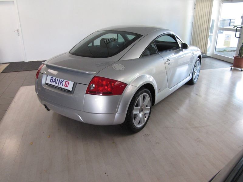 Audi TT Coupe 1.8 T 20 V . 86000 Km. BOSE. S-Line. — photo 5