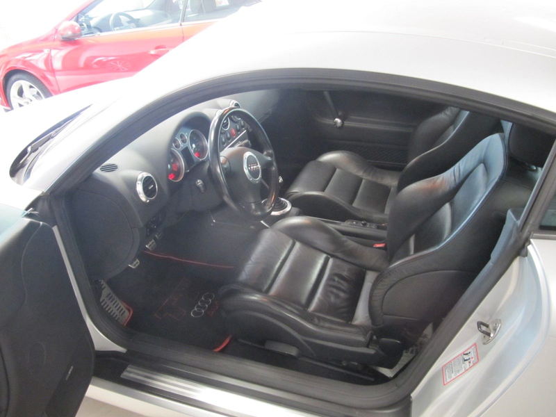 Audi TT Coupe 1.8 T 20 V . 86000 Km. BOSE. S-Line. — photo 9