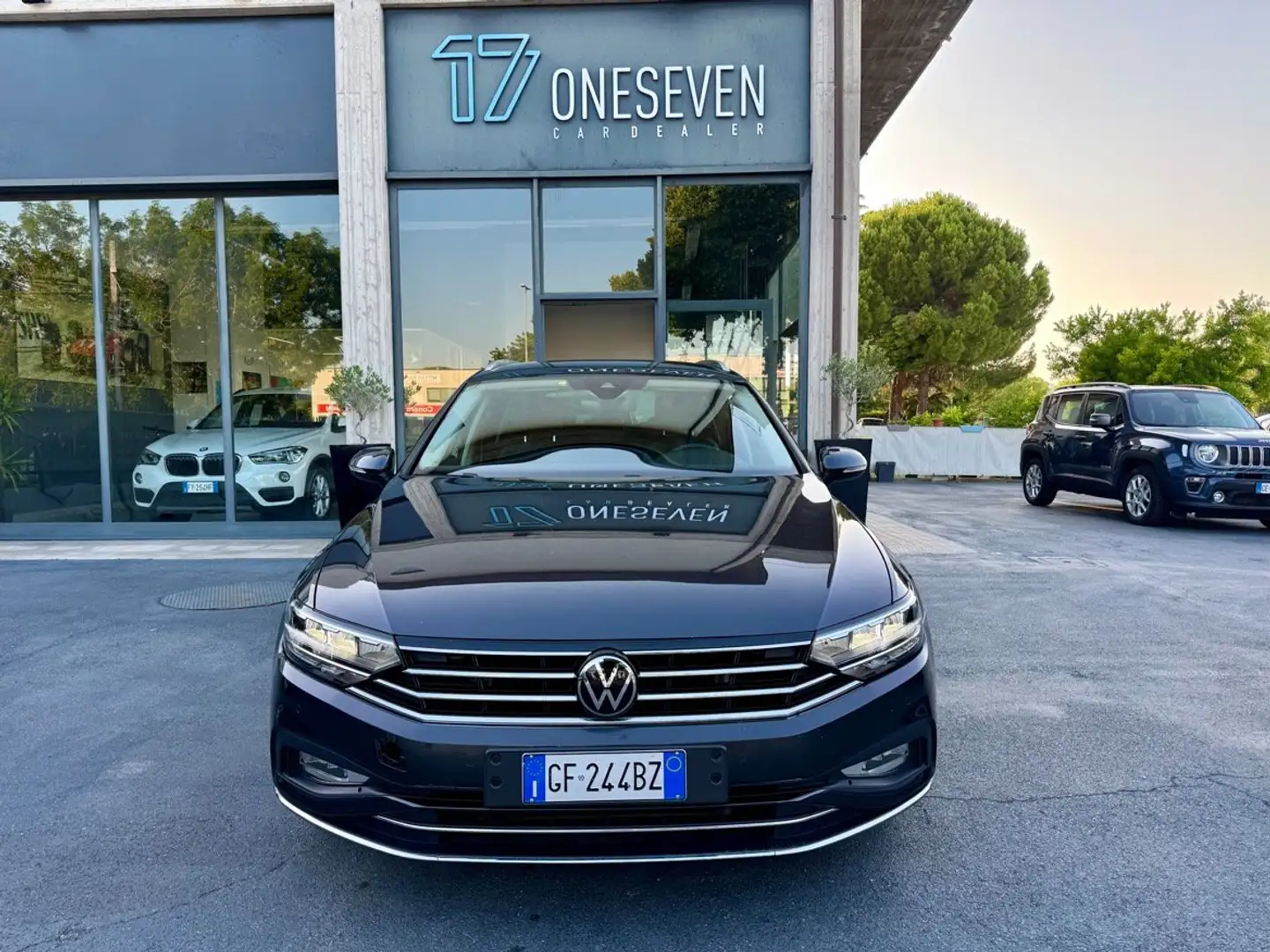 Volkswagen Passat Variant Passat Variant 2.0 tdi Executive 150cv dsg Nero - 2