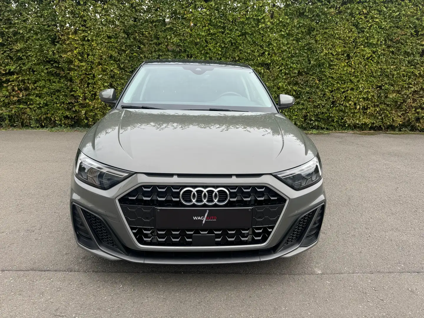 Audi A1 A1 Sportback 25 TFSI  S line /LED//CARPLAY/ Grau - 2